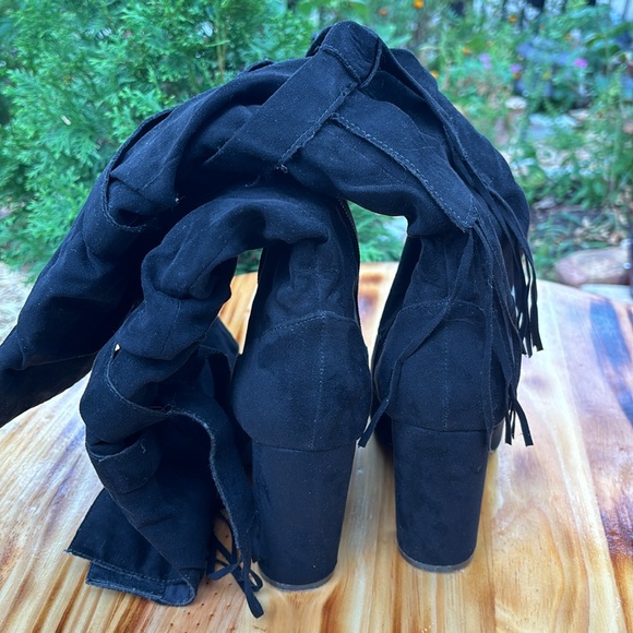 Rouged tall black heeled boots - Picture 4 of 4